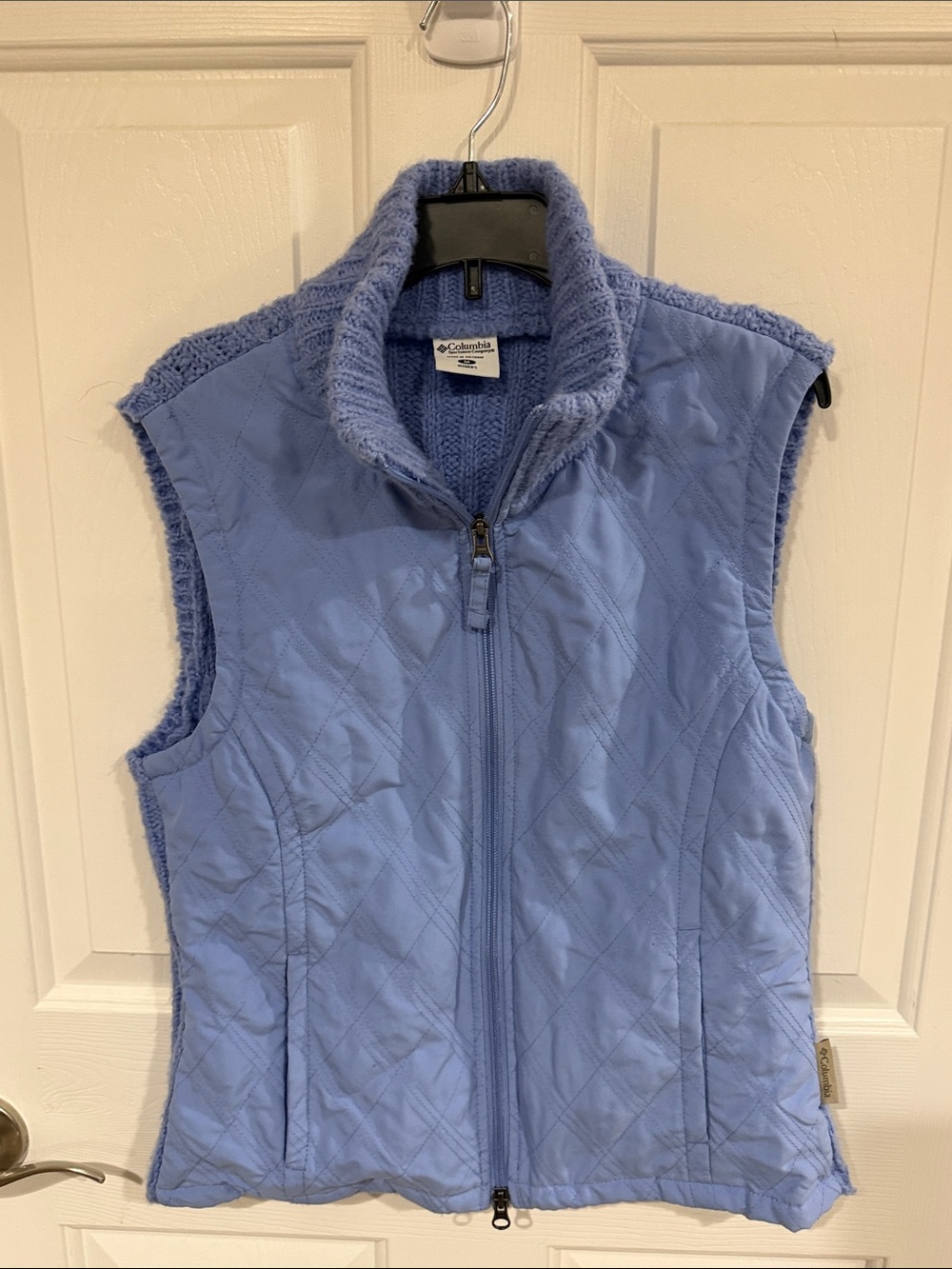 Columbia Sz M Lt Periwinkle Quilted Sweater Vest GUC B38